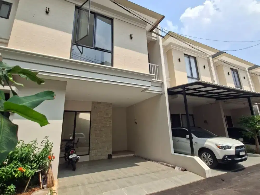 Cluster Baru di Lokasi Terdepan Condet Pinggir Jalan Raya – Sisa 1 Unit Terakhir! 361C