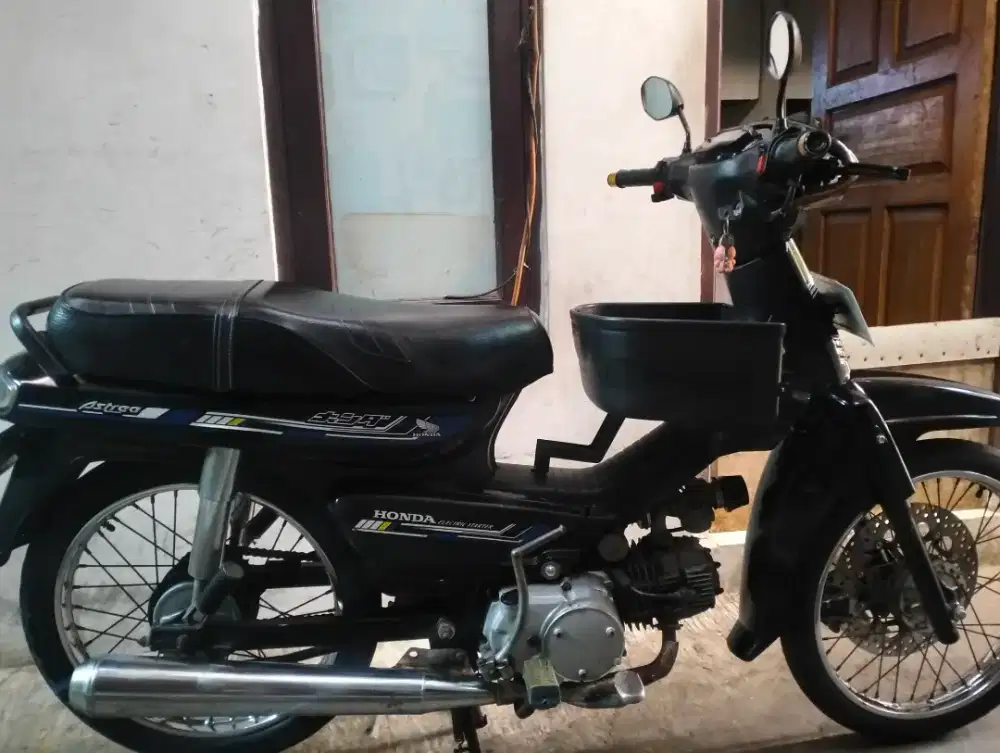 Astrea 2003 kondisi mulus 100%