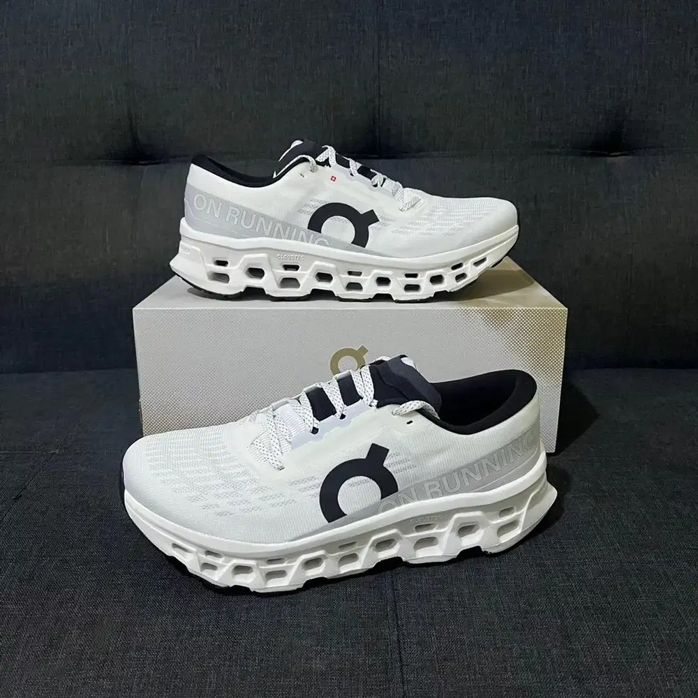 Sepatu ON Cloud Monster 3 White Grey Black Size 45 BNIB Original