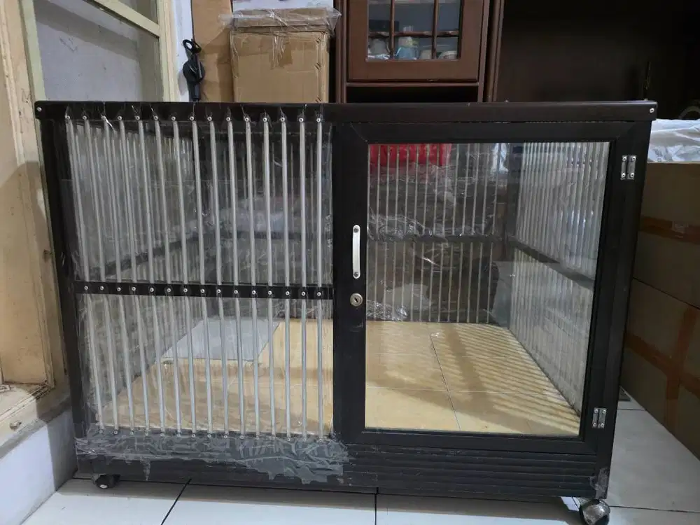Kandang bekas anjing atau kucing allumunium