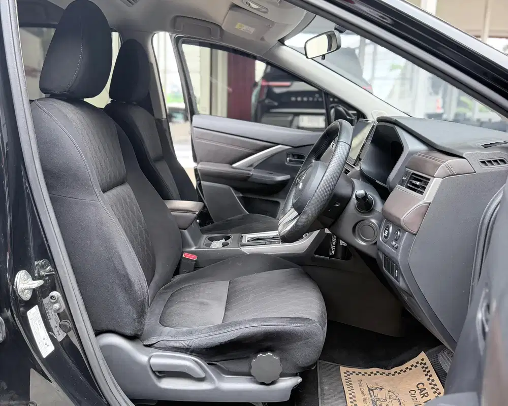 LOW KM PAJAK PANJANG Mitsubishi New Xpander Sport AT 2023 Istimewa