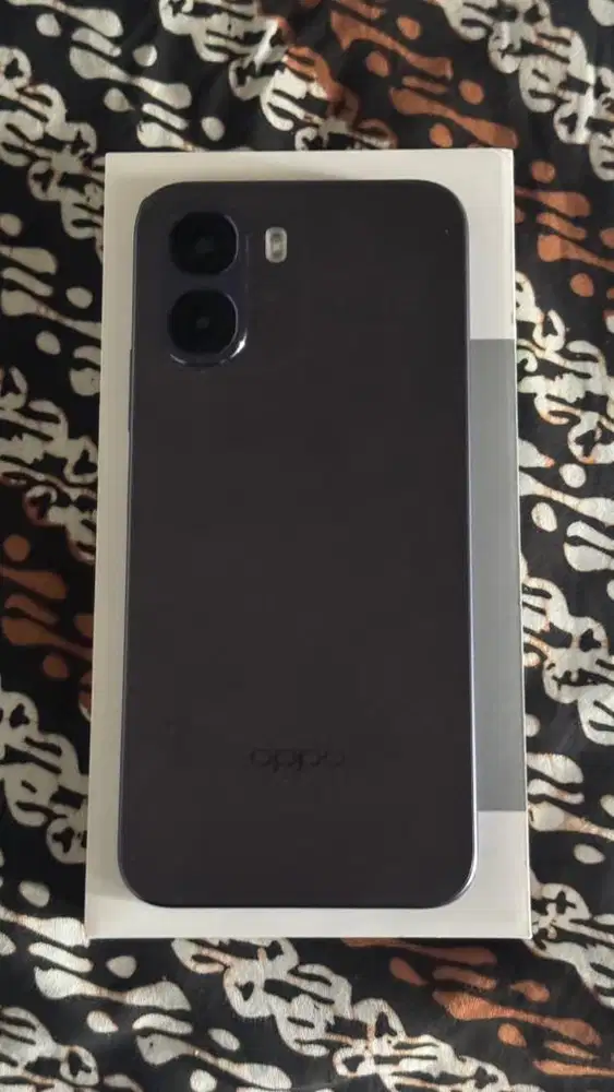 Oppo A6x 4/128GB Ungu Tua