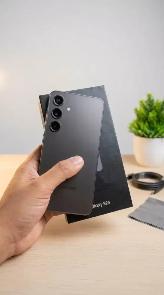 Samsung s24 256gb second lengkap siap pakai tt bisa