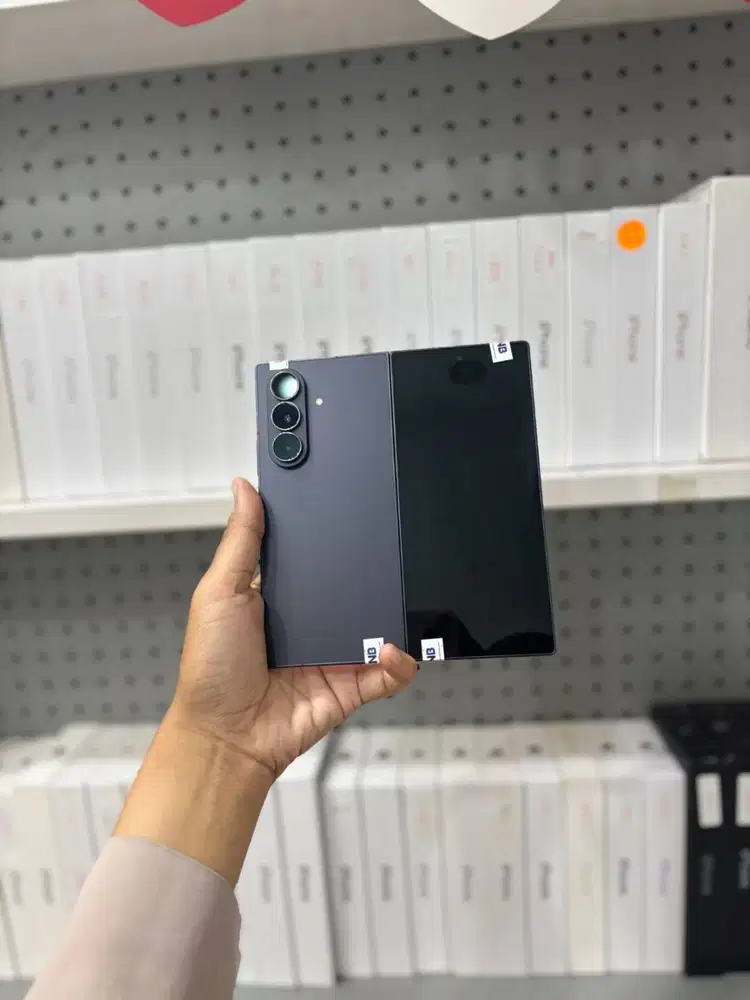 SAMSUNG Z FOLD 7 12/512 SECOND SEIN FULLSET NORMAL