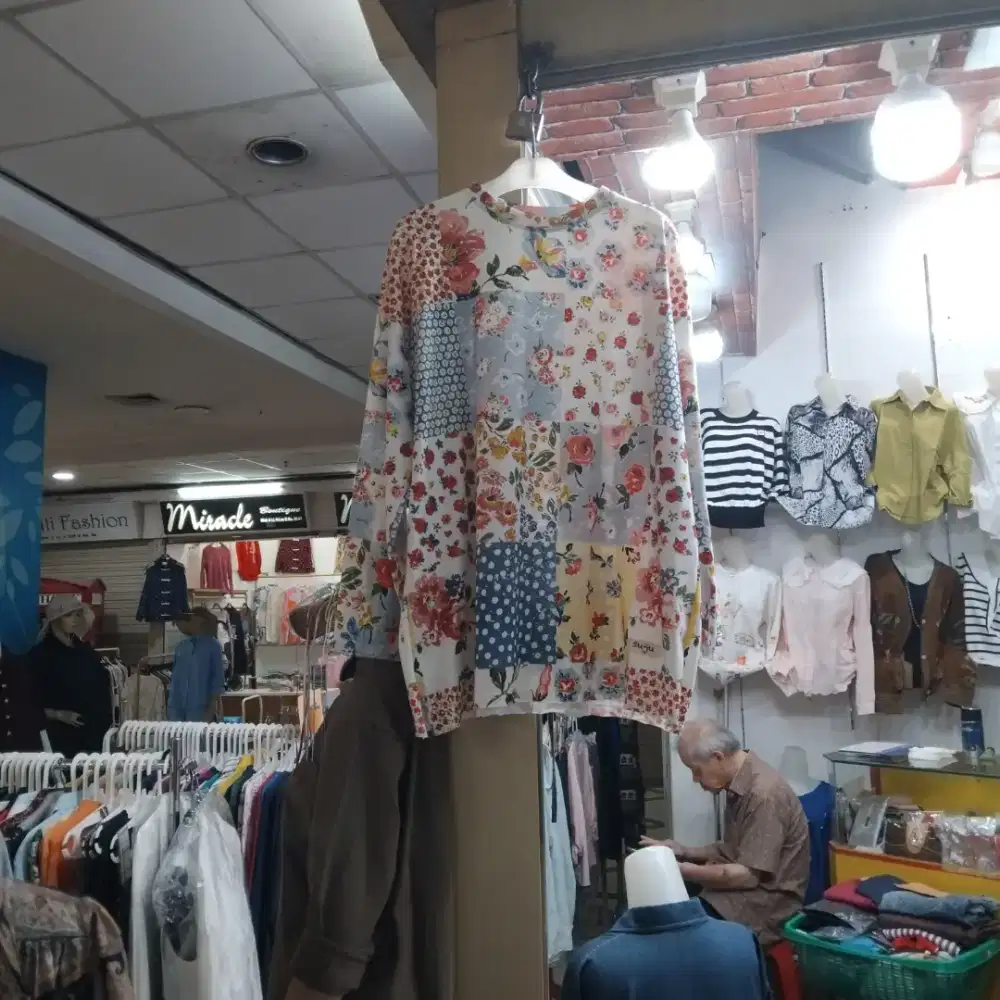Di jual kaos bahan katun import