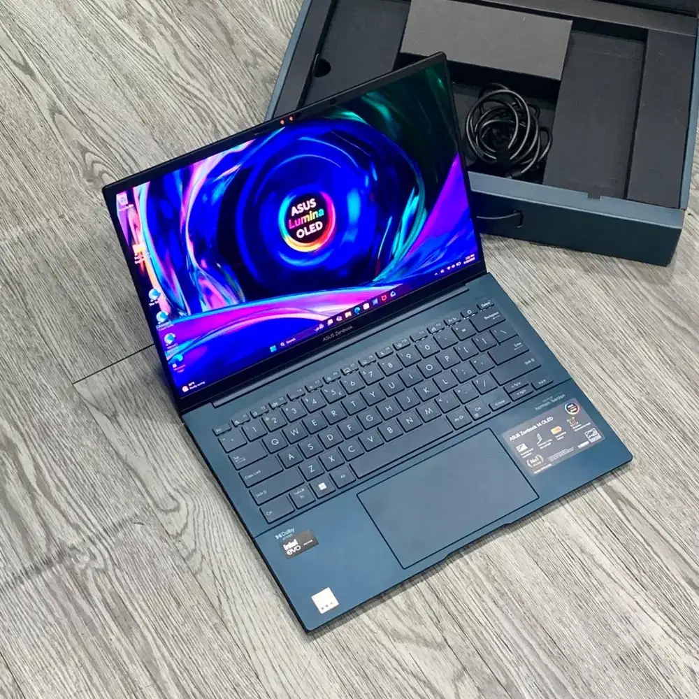 ASUS ZENBOOK 14 OLED UX3405MA ULTRA 7/32GB/1TB SSD