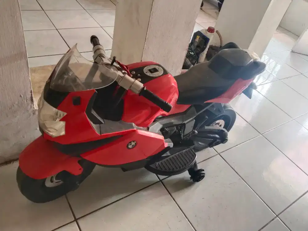 Motor aki - mainan anak