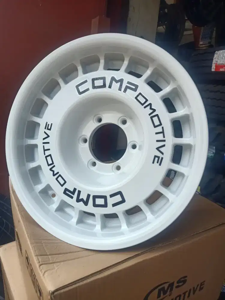 RL 17x8.5in H 6/139.7 ET 0