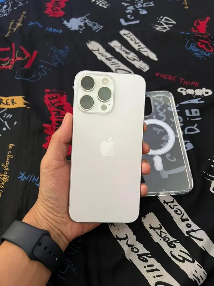 IPHONE 15 PRO MAX 256GB RESMI BH 87% MULUS LIKE NEW