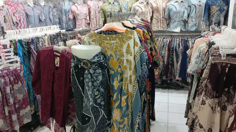 Menerima karyawan cewe atau cowo yg berpengalaman di bidang penjualan