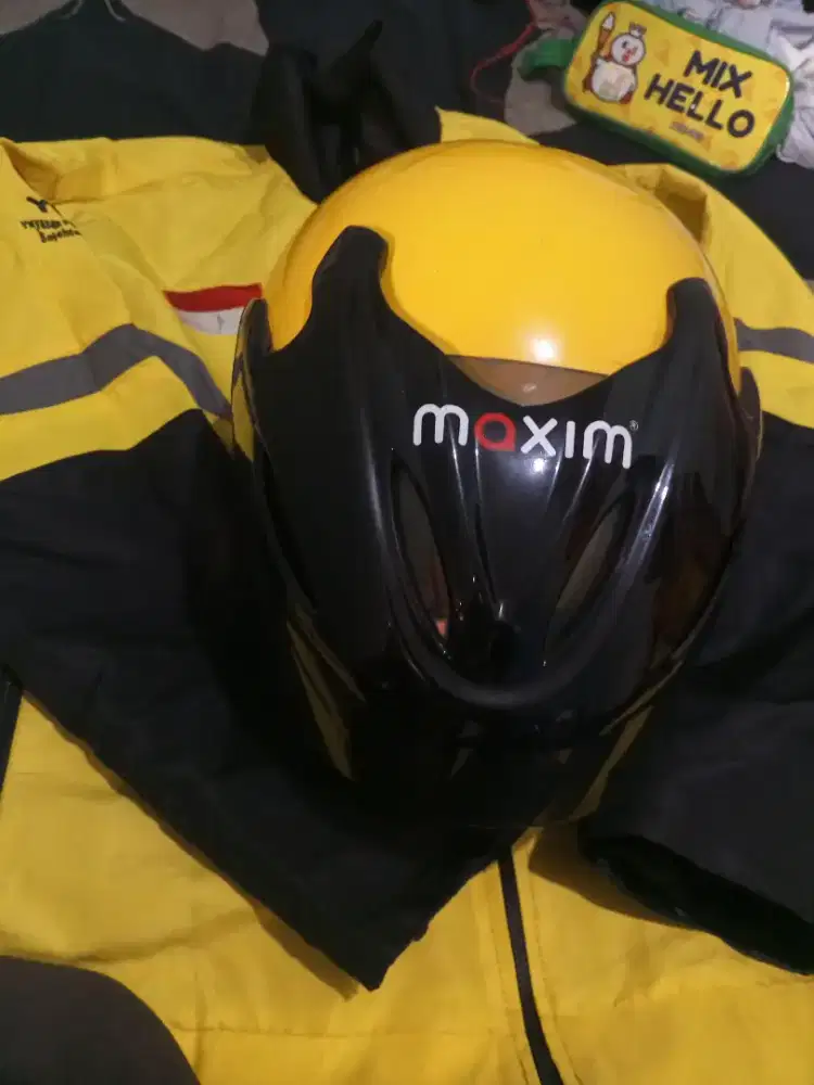 jaket ples hlam masih bagus