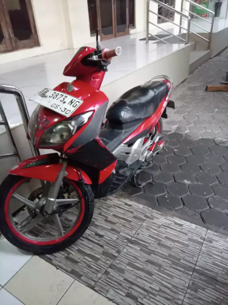 Yamaha Nouvo tahun 2005