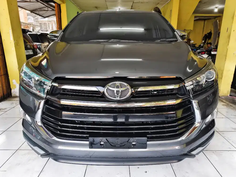 TOYOTA INNOVA 2.0 VENTURER AT 2020 MATIC LIKE NEW