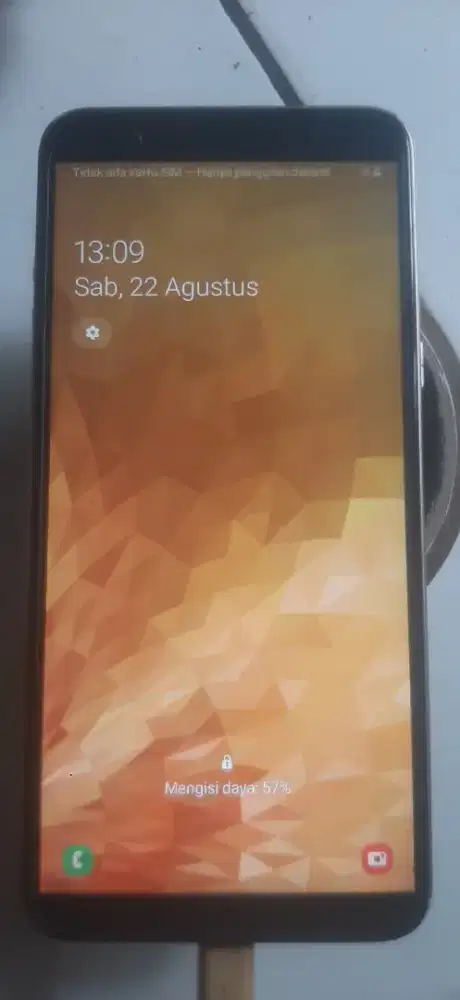 Samsung j8 3/32gb
