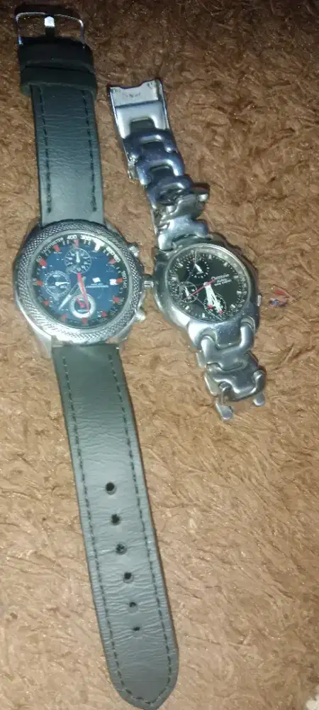 Jam tangan crogrpah