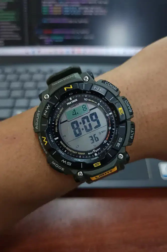 Jam Tangan Pria Casio Pro Trek PRG-340-3DR Though Solar