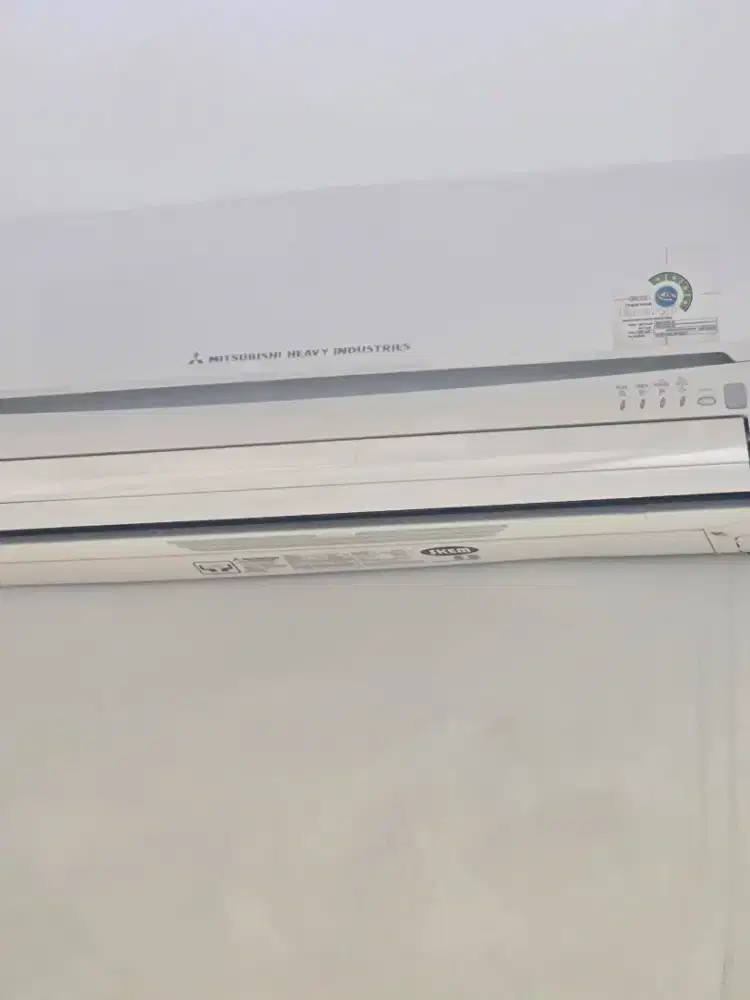 Ac Mitsubisi 1 1/2 PK