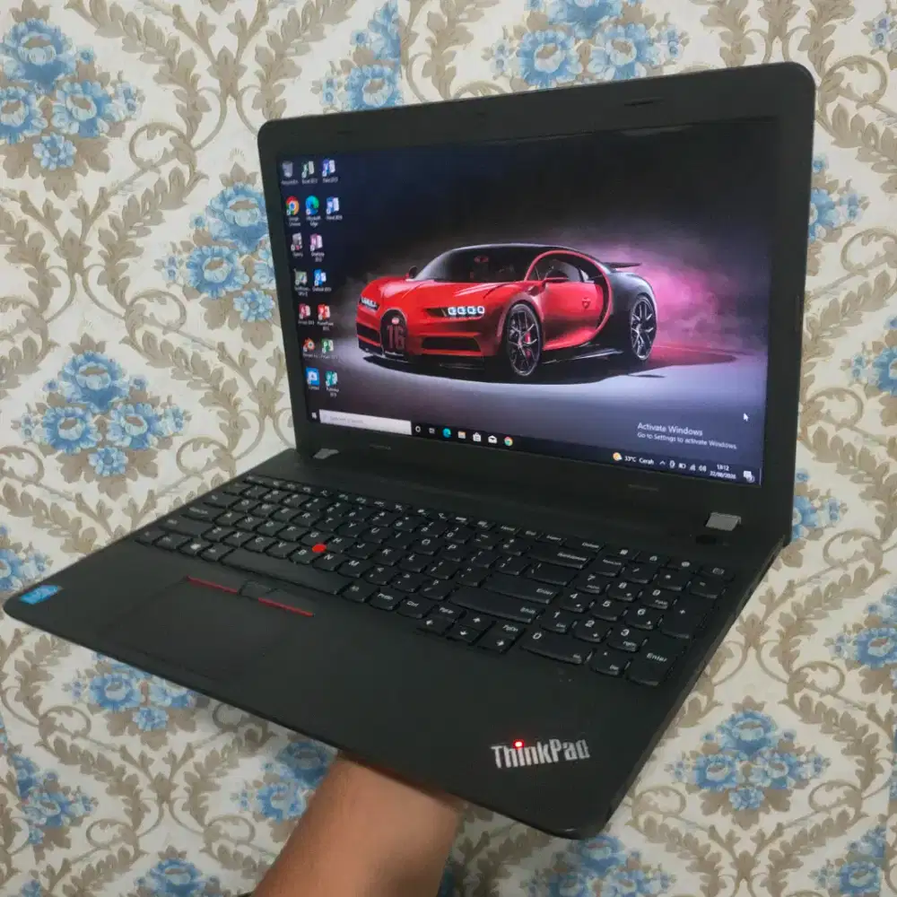 Lenovo Thinkpad E550 Core i5 5200 SSD 256GB Radeon R7 2GB