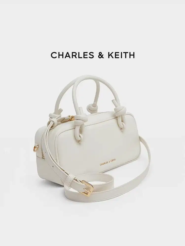 Charles and keith tas wanita