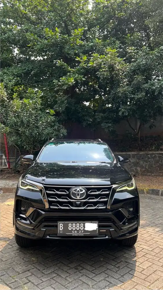 Toyota Fortuner 2.8 GR Sport AT 2022
