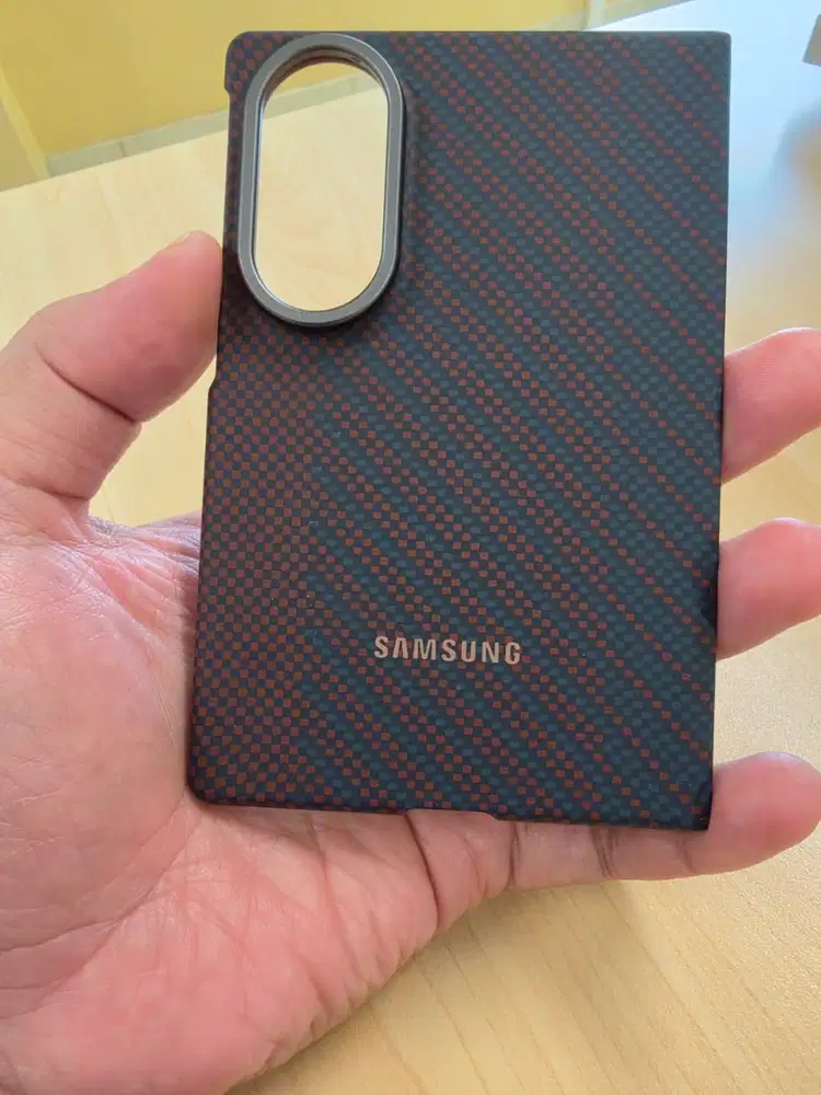 Jual casing samsung (sealed) carbon magnet z fold 8