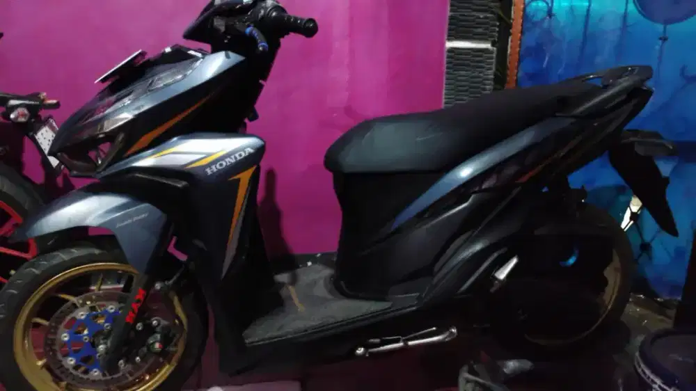 Vario 125 new LED 2021