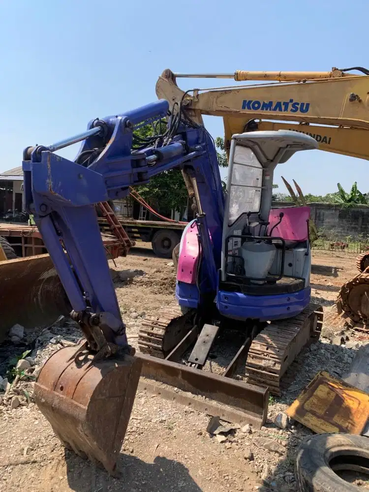 Jual exa KOMATSU PC28UU