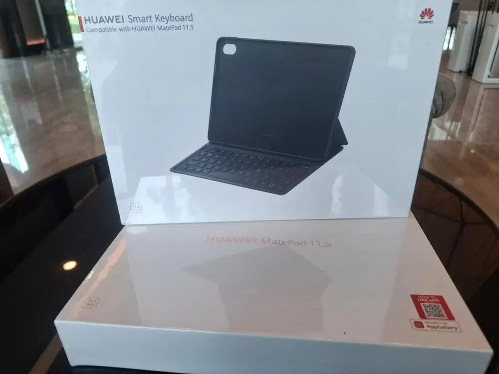 HUAWI MATEOAD 11.5 + Smart Keyboard Huawei