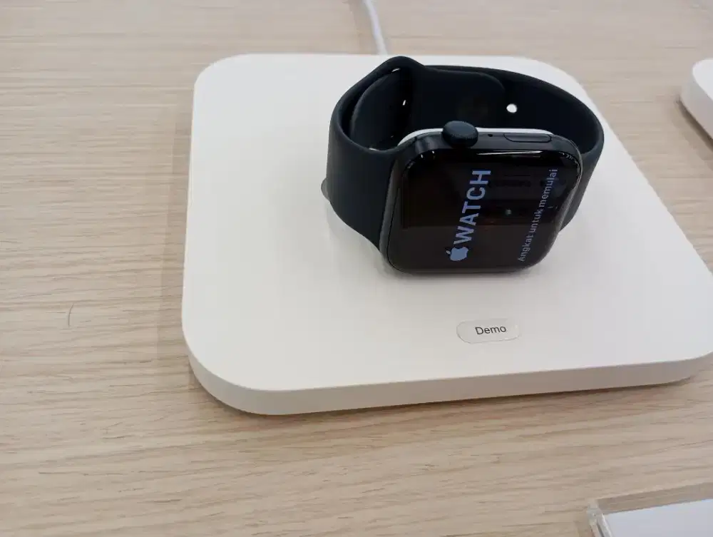 Cicilan tanpa Kartu Kredit Apple Watch SE 3 44 mm