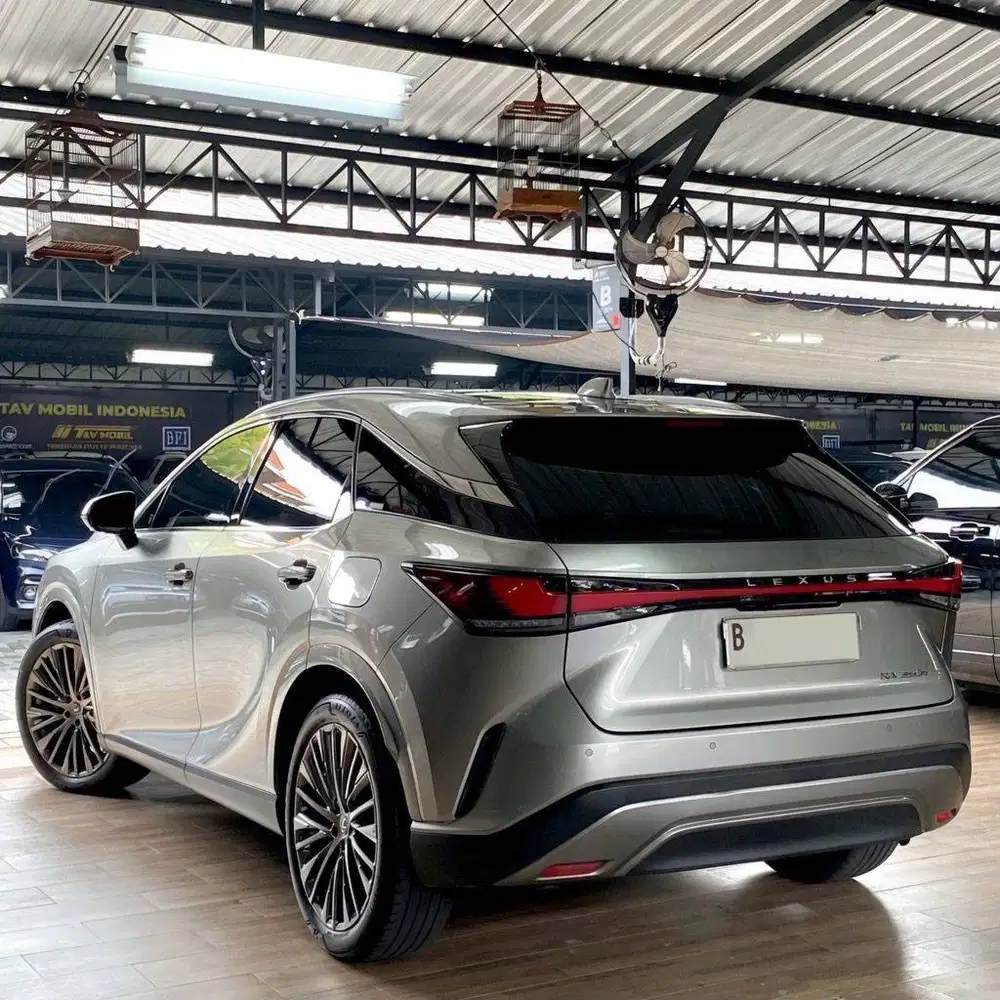 Lexus RX 350h Luxury 2.5 Hybrid 2023 AT MATIC