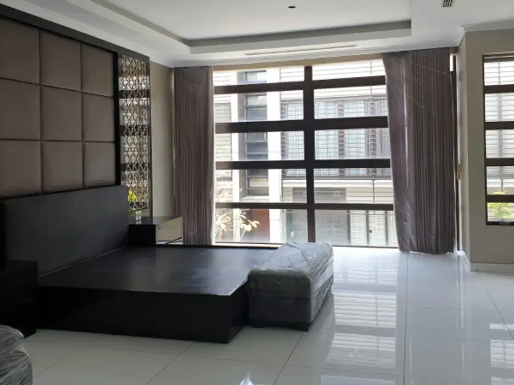 Rumah Platinum Graha Family dekat Roca