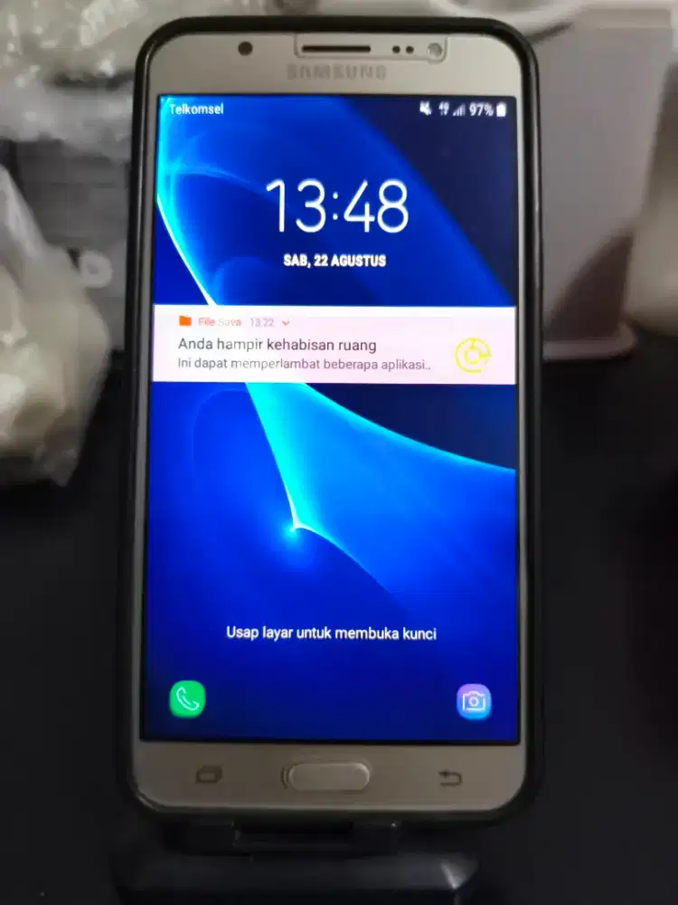 Galaxy J7 1,5GB/16GB