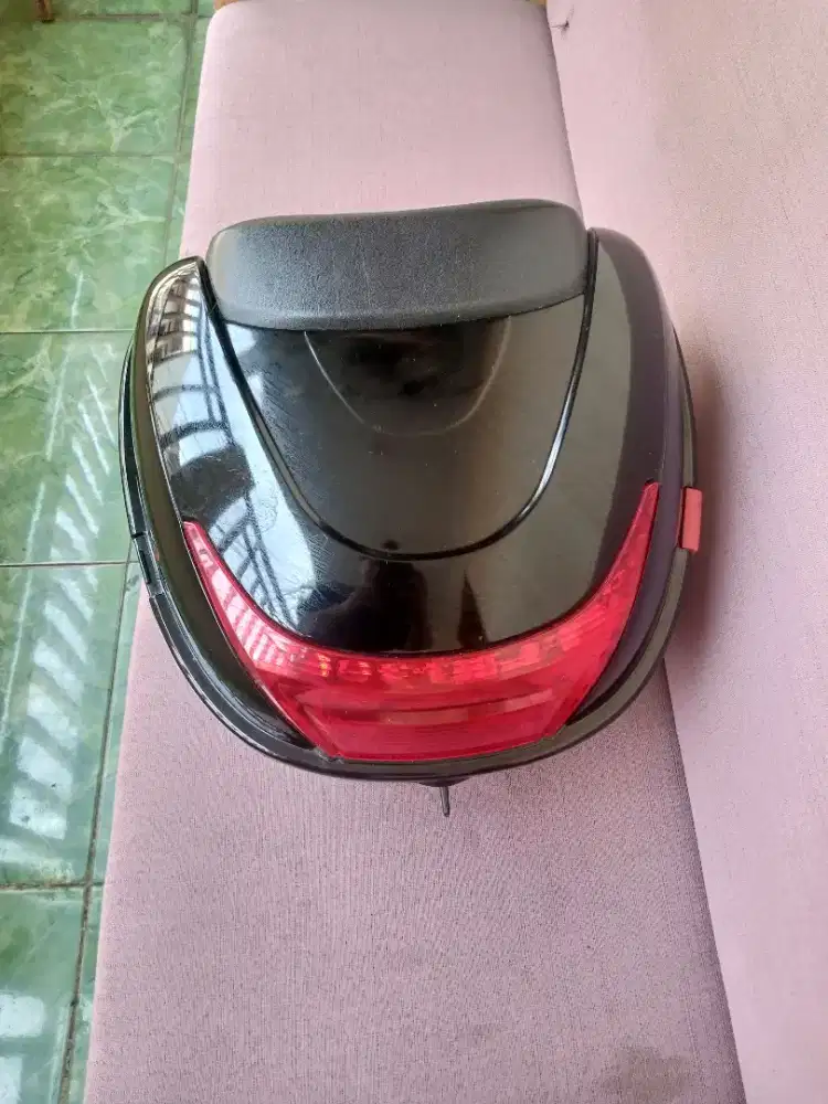Box motor ukuran 35L