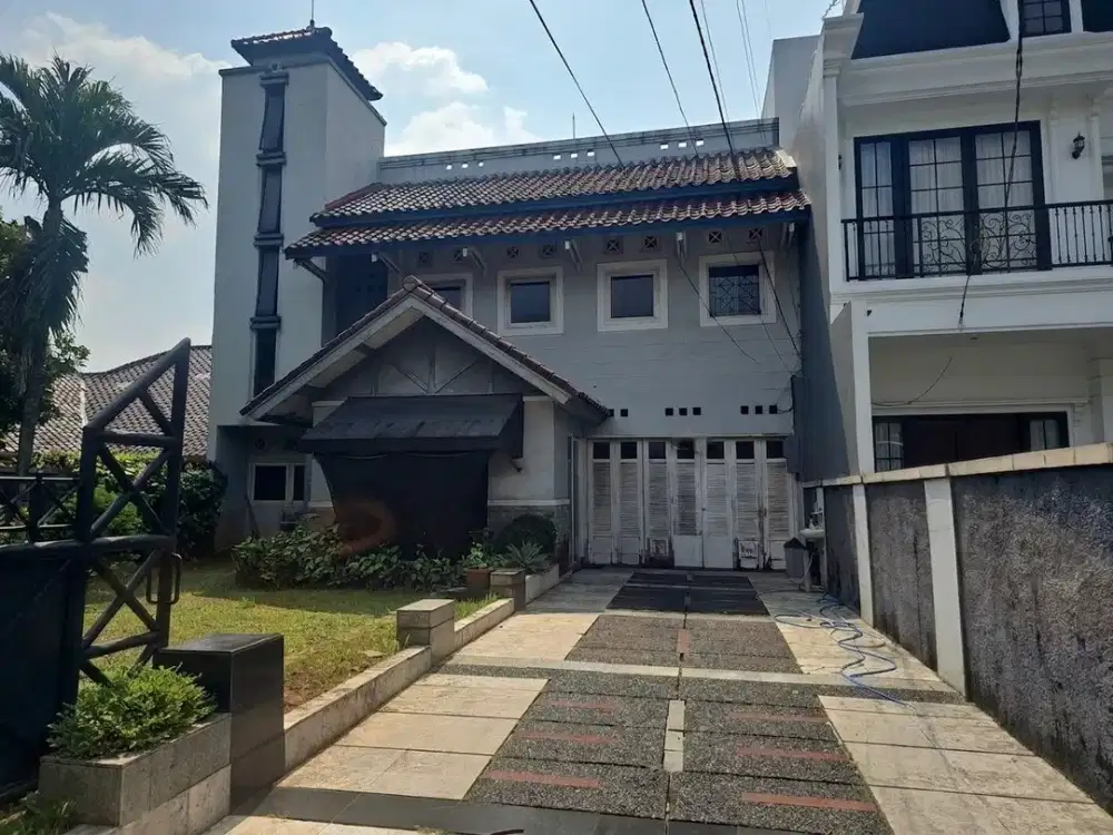 Rumah 2Lt di Kavling Polri Jagakarsa, Hanya 7 Menit Ke Tol Brigif
