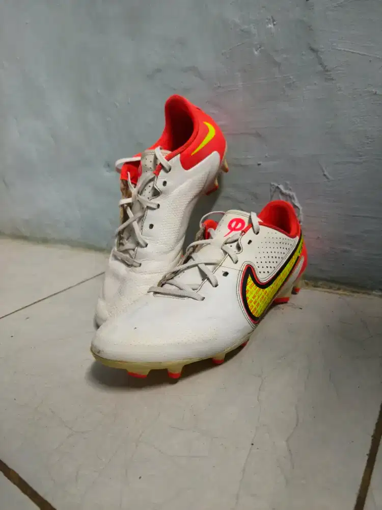 Sepatu Bola Nike Tiempo Ori
