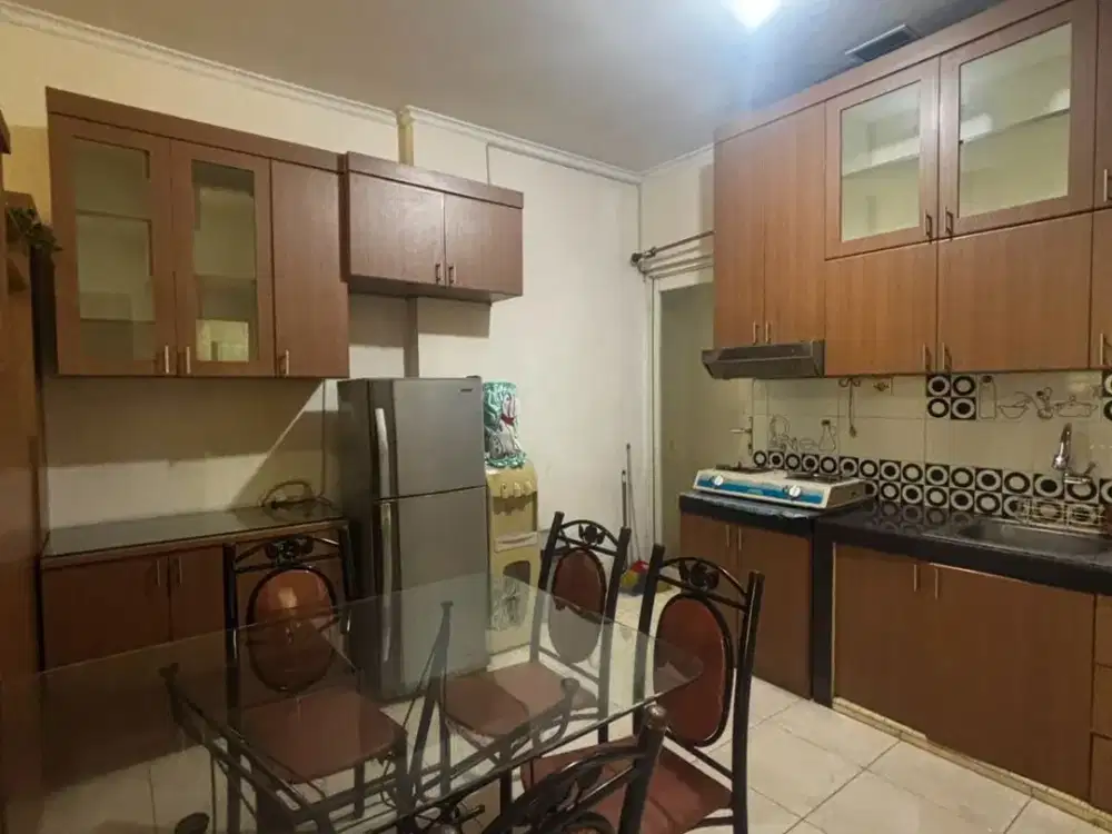 Sewa Apartemen Mediterania Garden 1 Town House Furnished
