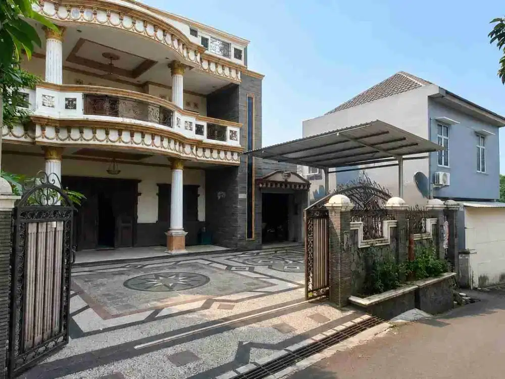 Rumah murah dibawah pasaran  1 bidang tanah dengan total luas 377 m2 berikut bangunan di Kota Adm. Jakarta Selatan