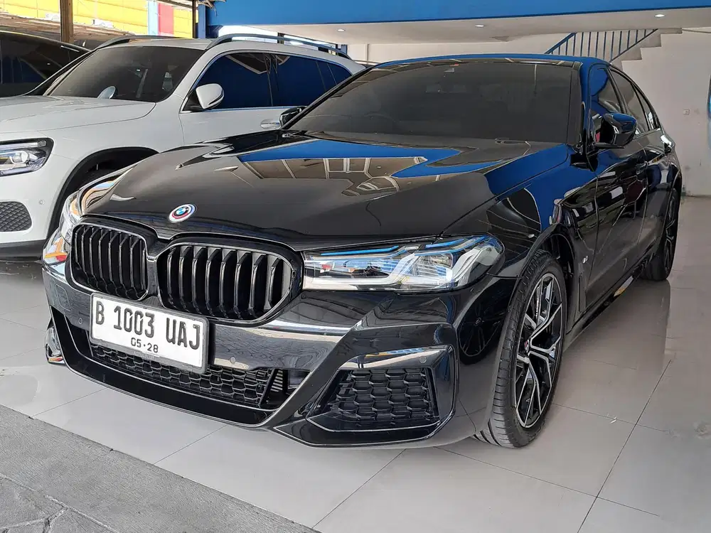 BMW 520i [ 7 RB MILES ] M Sport NIK 2023