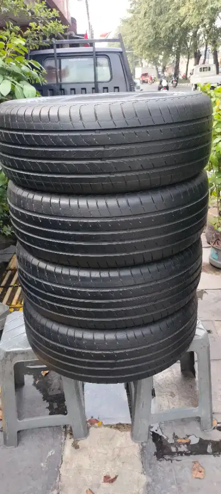 4ban Toyota Rush 235/60/R16 Lion Sport nik 2021 90% hub Wa