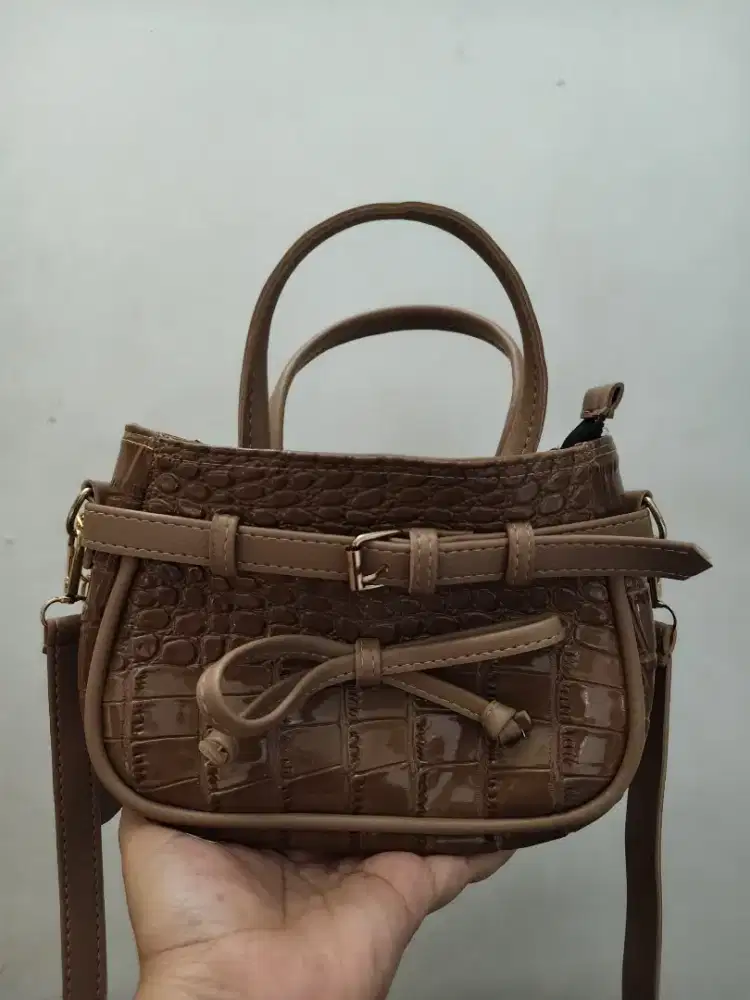 Tas wanita kecil