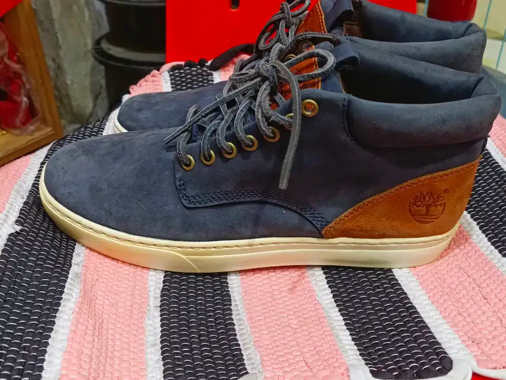 Sepatu kulit Timberland  navy uk 43 original