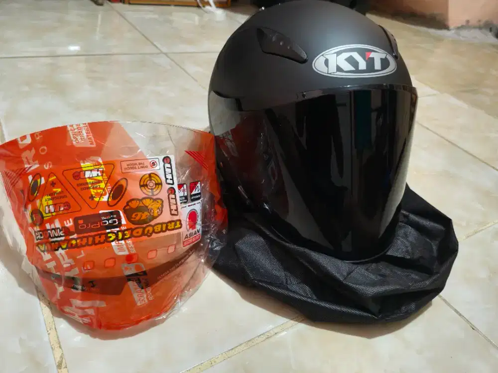 Helm kyt galaxy flat R black dof limited