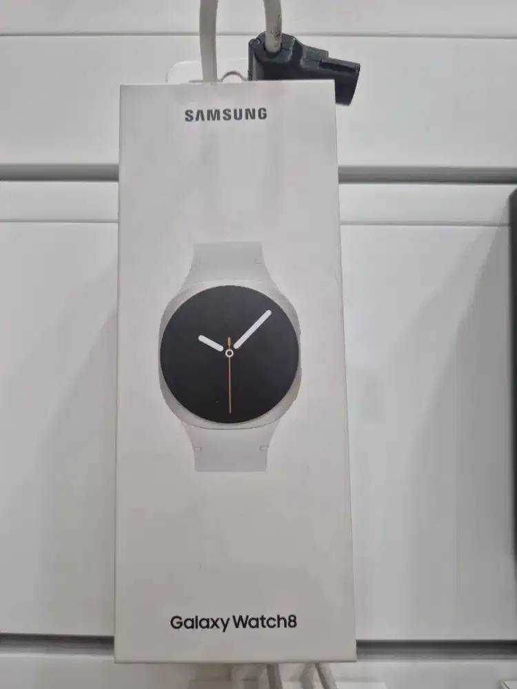New Samsung Galacy Watch 8 - Samsung Store Queen Citu
