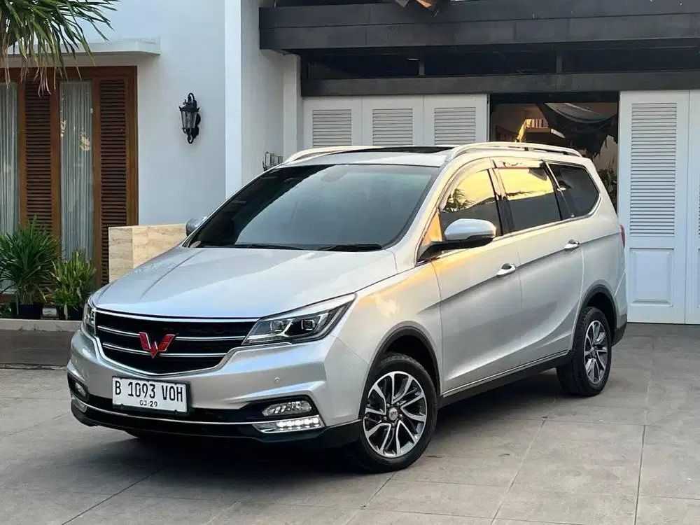 WULING CORTEZ 1.8 LUXURY AMT MATIC 2018