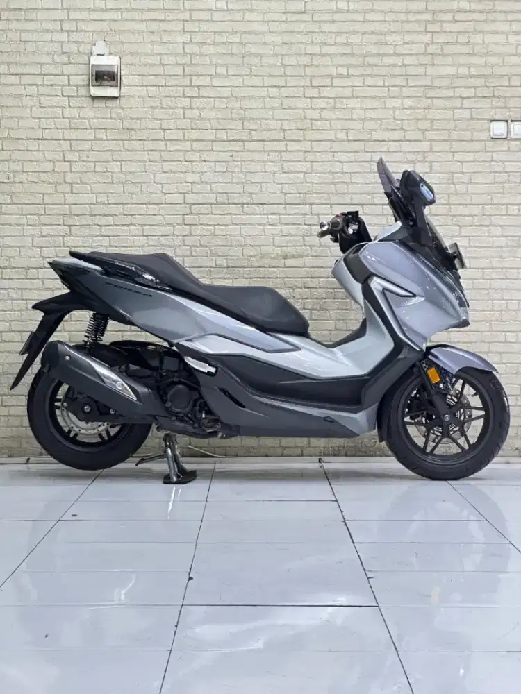MATIC MEWAH‼️ Honda Forza 250 ABS 2018 Silver TERMURAH - Dava Mustika