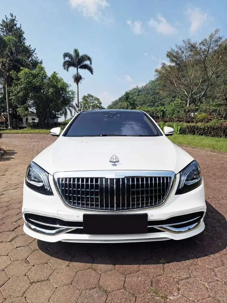 Mercy Mercedes Benz S500 W222 Langka Mesin 2018