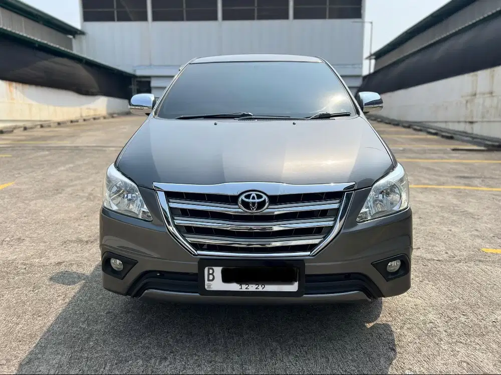 TDP 10 JUTA! Kijang Innova 2.0 G AT Bensin 2014