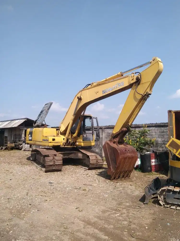 Jual exa KOMATSU PC200-7