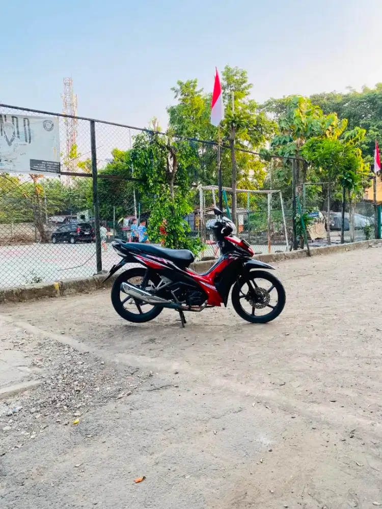 Honda Revo X 125cc Pgm Fi Dd Tahun 2022