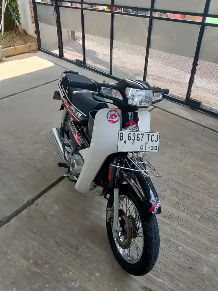 ASTREA LEGENDA 2000